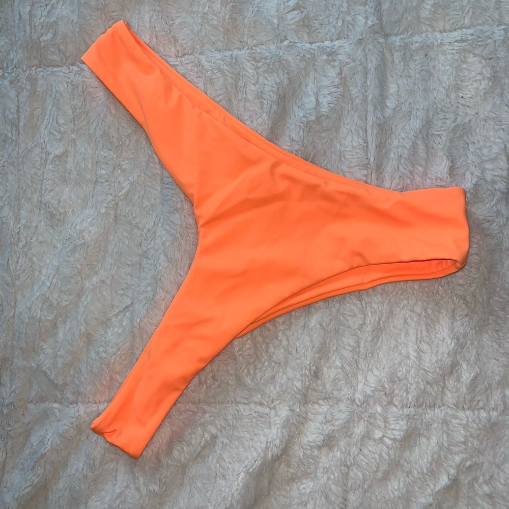 Bikini bottoms